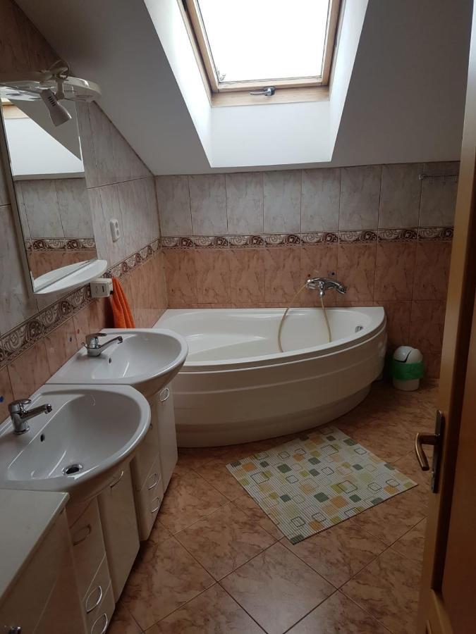 Apartman Jantolak Zuberzec Zewnętrze zdjęcie