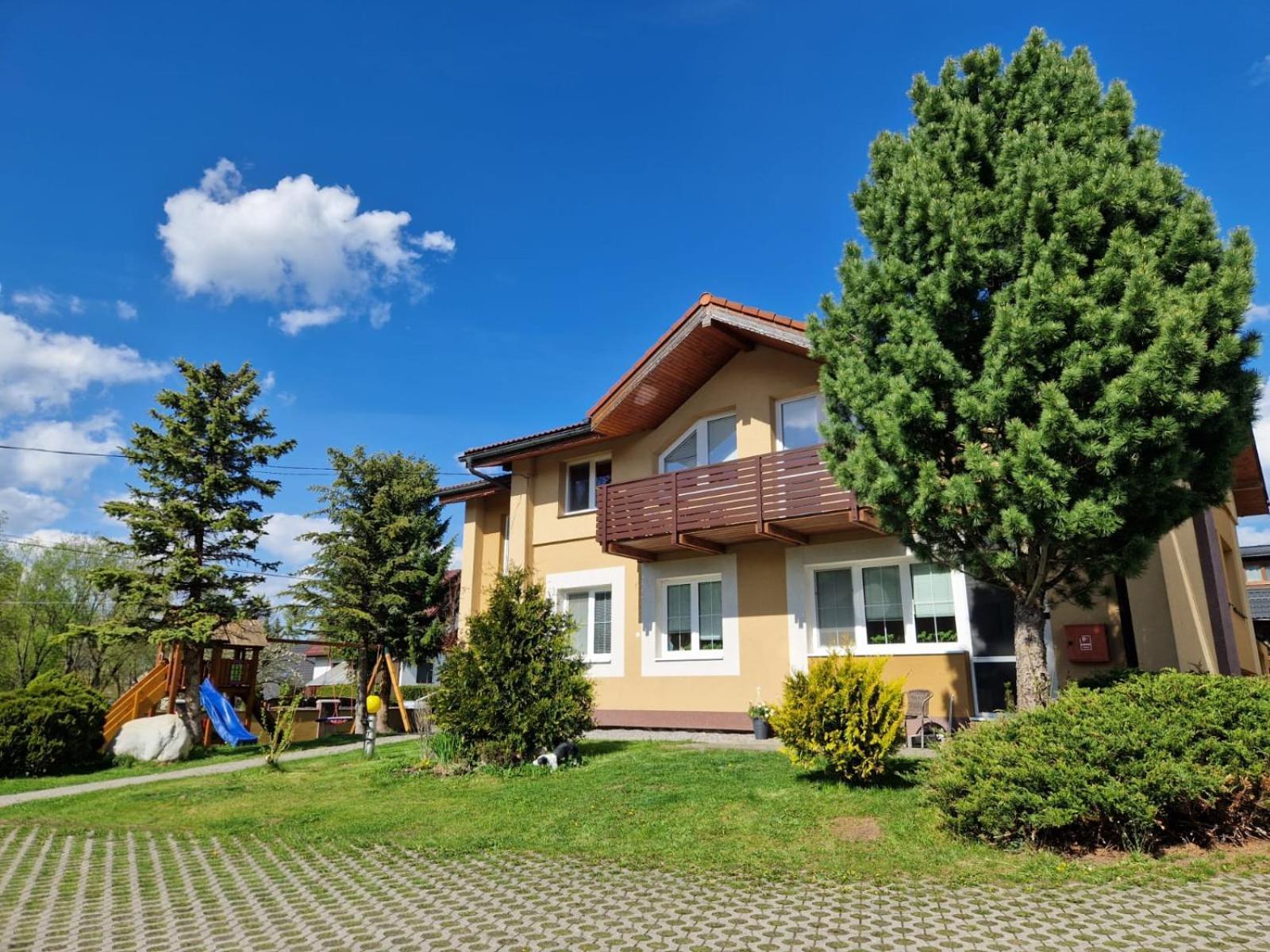 Apartman Jantolak Zuberzec Zewnętrze zdjęcie